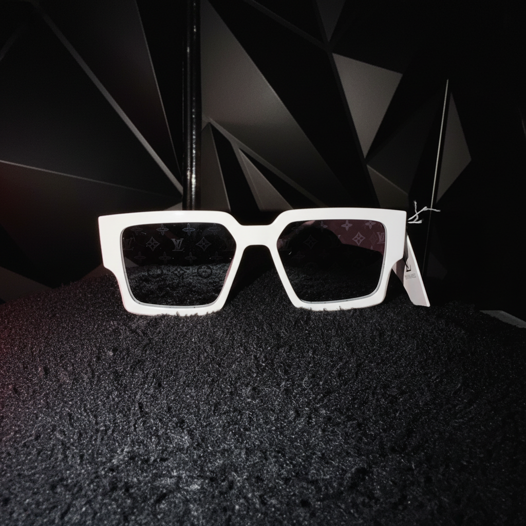 White Frames 5